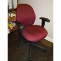 Red Cloth Pattern Rolling Office Chair with Arms